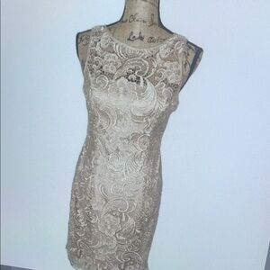 Elegant Cream Lace Midi Dress